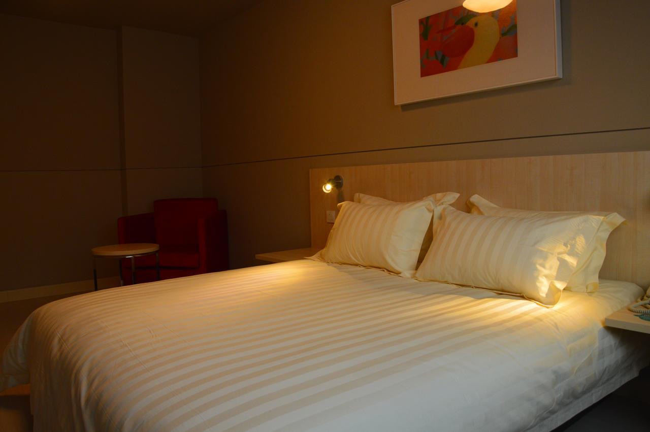 Jinjiang Inn Baoding Xiangyang Avenue Bagian luar foto